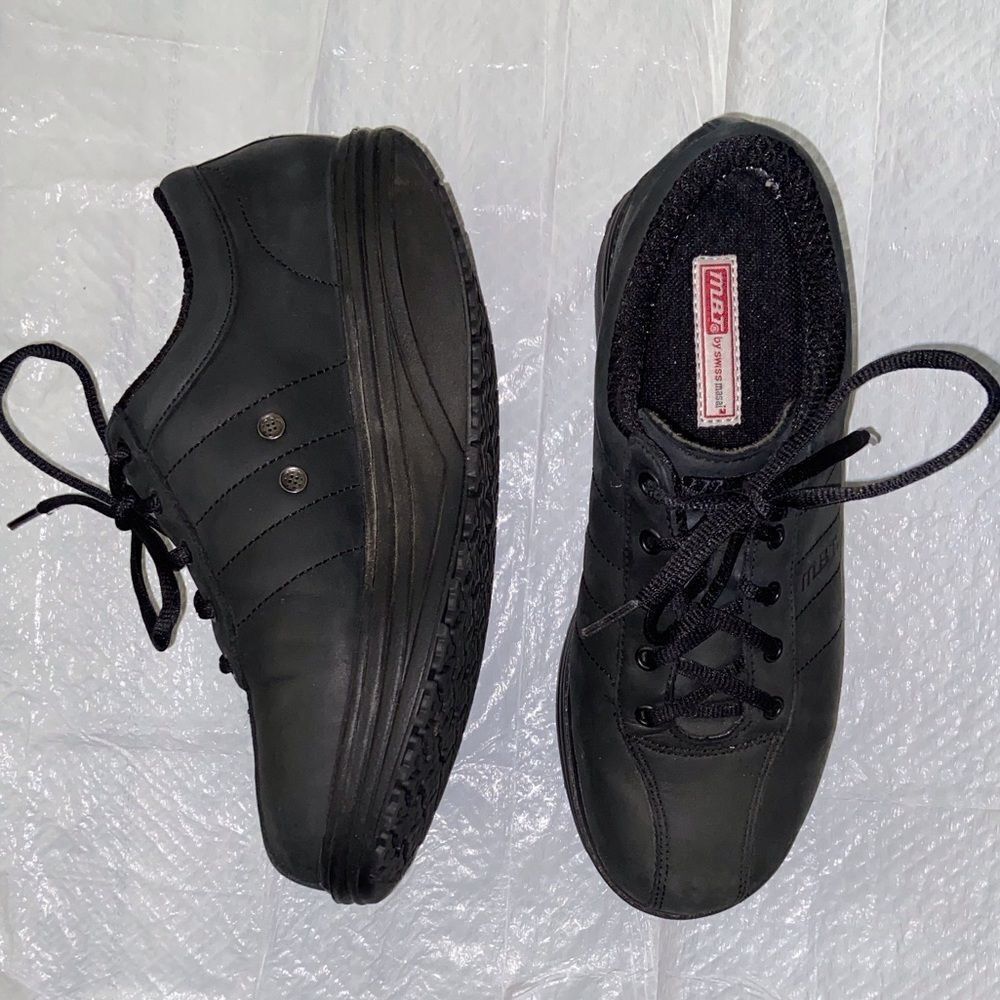 MBT Casual 01 Walking Black Textile Shoes Size 7.5 Unisex